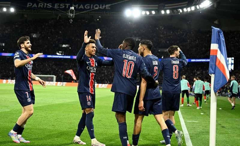 巴黎圣日耳曼球员努力拼搏，冲击法甲冠军的简单介绍