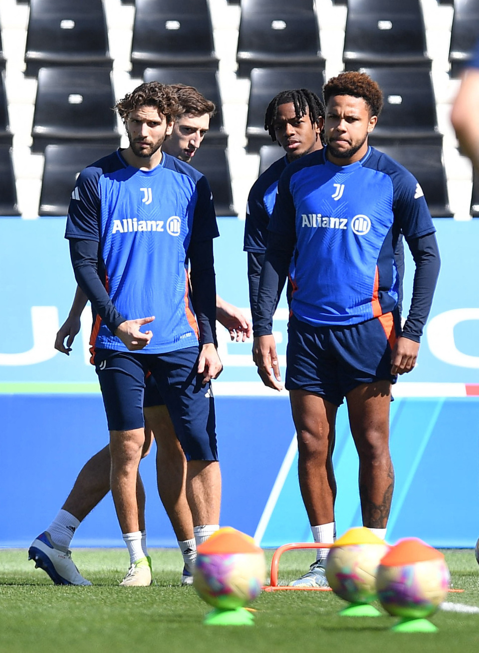 意大利强人现身球队训练场，传授经验秘诀