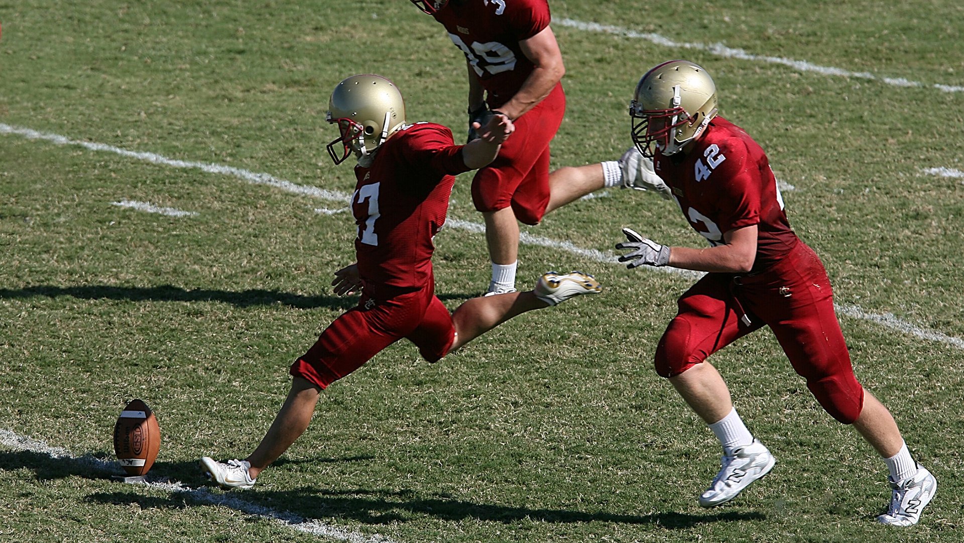 大奖赛最新形势：北京国安高居榜首，达拉斯独行侠强势追赶，冠军归属成迷